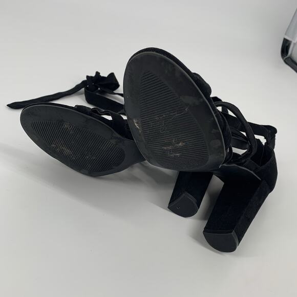 Torrid Ankle Wrap Faux Suede Block High Heels 9.5 W Wide Womens Black Open Toe - Picture 7 of 8